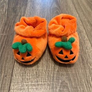 Koala Baby 0-6 Months Plush Halloween Jack-o-Lantern Pumpkin Booties Boy Girl